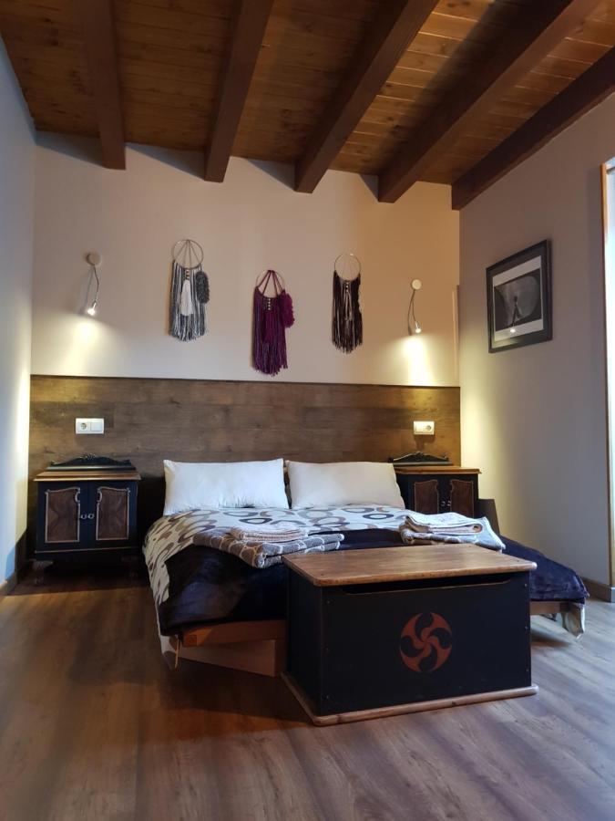 Xandua Etxea - Selva De Irati - Villa Izalzu Exterior foto